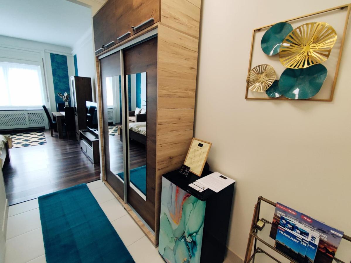 Central Palace Apartman Debrecen Luaran gambar