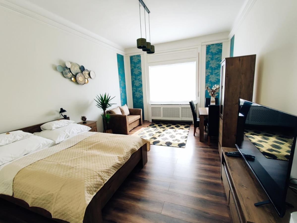 Central Palace Apartman Debrecen Luaran gambar